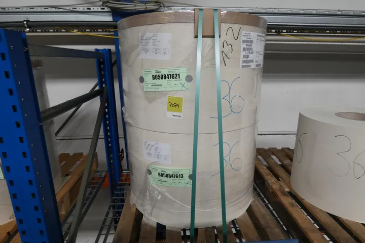 Konvolut Material, Hitzeschild-Isolierlage Umfang: Palette mit Inhalt
